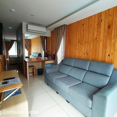 Kluang Container Swimming Pool Hotel Eksteriør bilde