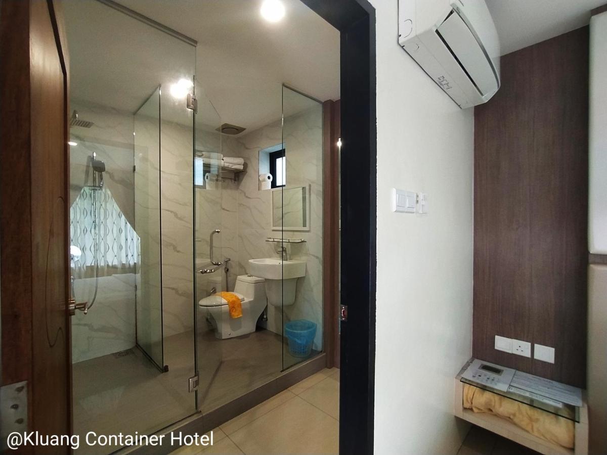 Kluang Container Swimming Pool Hotel Eksteriør bilde